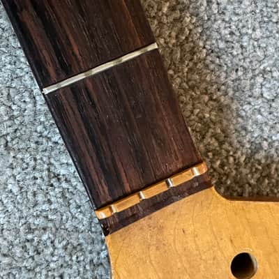 1975 Fender Musicmaster bass neck image 3