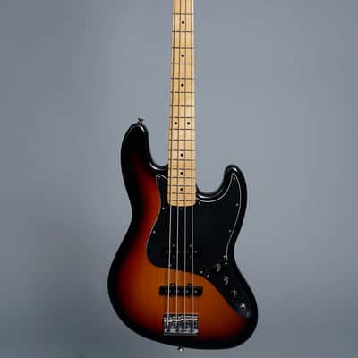 Fender American Standard Jazz Bass 2008 - Three Tone Sunburst image 6