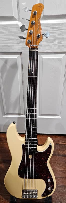 Sire Marcus Miller P5R 5‑String Precision – Excellent – Sweetwater PLEK’d – Recent Pro Setup – Clean Finish image 1
