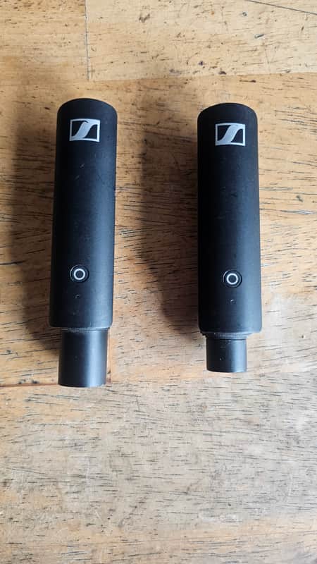 Sennheiser XSW-D XLR Base Set (Digital Band; 2.4 GHz) Digital Wireless System with XLR Transmitter and Receiver 2019 - Present - Black image 1