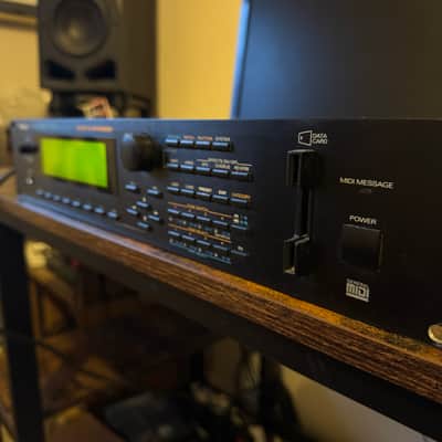 Roland JV-2080 64-Voice Synthesizer Module 1997 - 2000 - Black image 6
