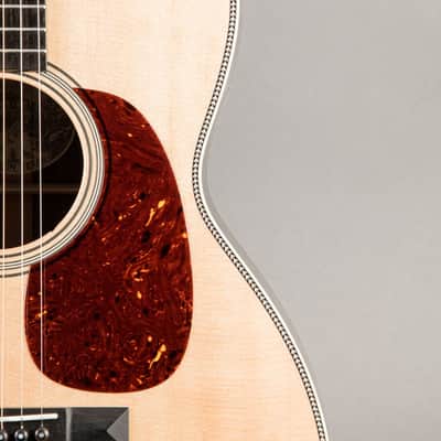 Collings 0002H 2024, Natural image 2