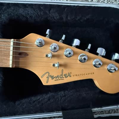 Fender American Standard Stratocaster with Rosewood Fretboard 1998 - 2000 - Purple Metallic image 7