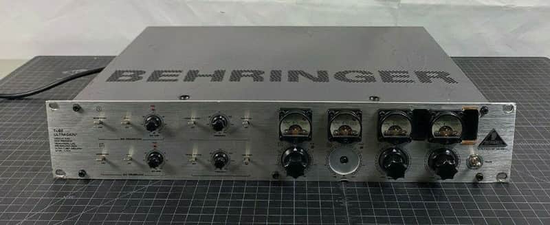 Behringer T1953 Tube Ultragain Vacuum Tube High Precision Microphone/line Preamp image 1