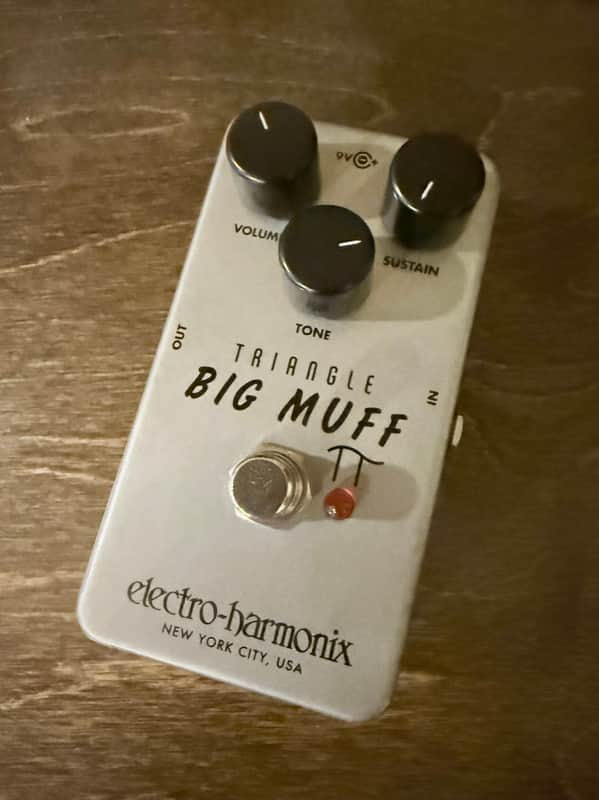 Electro-Harmonix Triangle Big Muff Pi