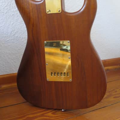 Schecter Dream Machine / Van Nuys Strat Lefty 79-83 natural image 6