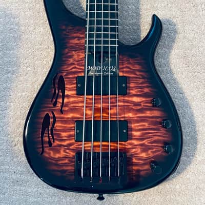 Modulus Q5 25th anniversary 5 string 2007 - Gloss image 2