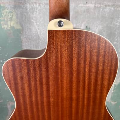 Alvarez Regent Series RC26HCE Hybrid Acoustic Electric Guitar - Natural image 11