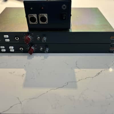 2xBAE 1073MP Single Channel with PSU 2010s - Blue image 4