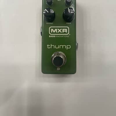 MXR Dunlop M-281 Bass Preamp Mini Compact Guitar Effect Pedal + Box image 2