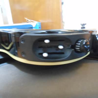 Line 6 Variax 700 acoustic black image 9