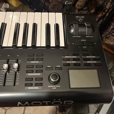 Behringer MOTÖR 49 49-Key USB MIDI Controller Keyboard 2010s - Standard image 7