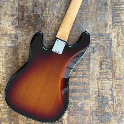 Fender American Special Precision Bass 3-tone Sunburst image 5