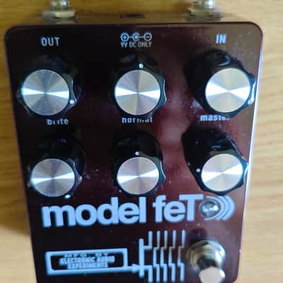 Immagine Electronic Audio Experiments Model feT V3.8 2023 - Oxblood Sparkle - 4