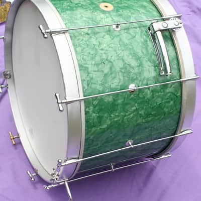 Rare 1960s VESPE combo bass drum in green marine pearl combo bass drum in green marine pearl image 3