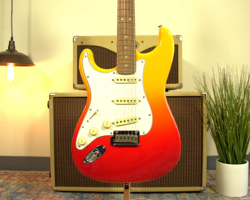 Fender – Stratocaster Left-Handed – Tequila Sunrise – w/Gigbag image 1