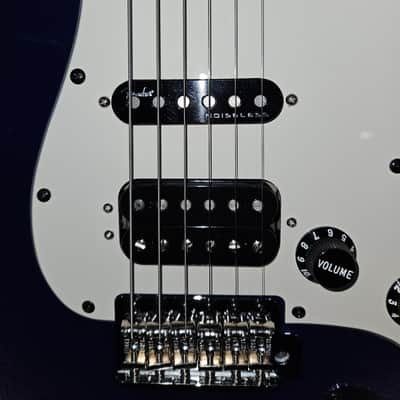 Squier Stratocaster 1997 - Blue image 2