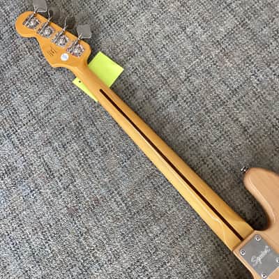 Squier Classic Vibe '70s Jazz Bass in Natural image 6