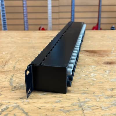 Neutrik NYS-SPP-L1 24-Point Patchbay image 3