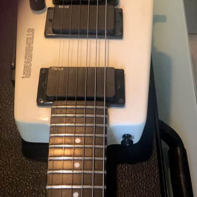 Steinberger GLB 2S 2000's - White MADE IN THE USA GIBSON FACTORY image 6