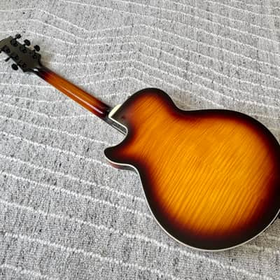 Sadowsky SS-15 “Jazz Box” - Sienna Burst | Reverb
