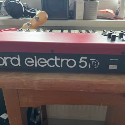 Nord Electro 5D SW73 Semi-Weighted 73-Key Digital Piano 2015 - 2018 - Red image 8