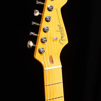 Fender American Professional Classic Stratocaster 3 Color Sunburst image 7
