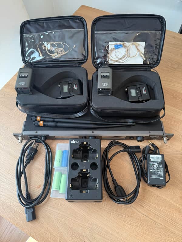 Mipro ACT-828 2ch Wireless System for SMAART and More image 1