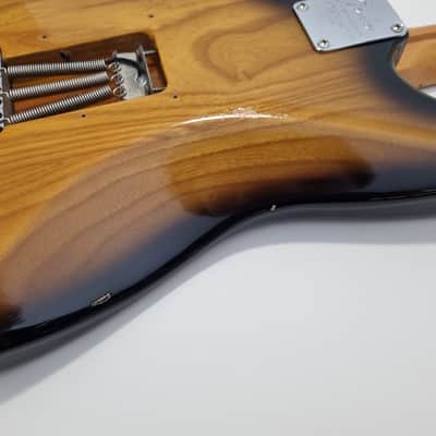 Fender Limited Edition 40th Anniversary 1954 Reissue Stratocaster with Maple Fretboard 1994 - 2-Color Sunburst image 17