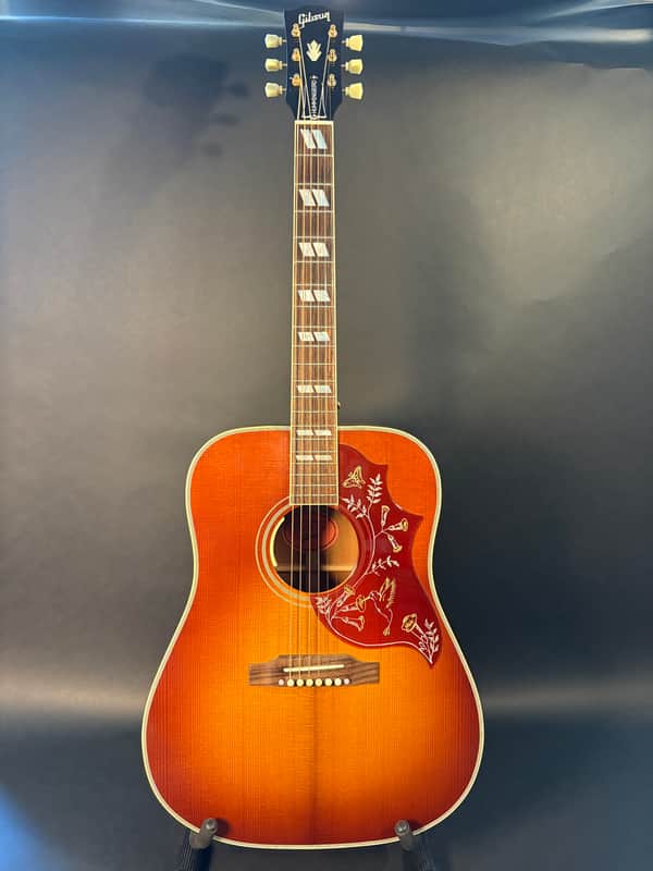 2022 Gibson Custom 1960 Heritage Hummingbird Cherry Sunburst VOS with LR Baggs Anthem pickup
