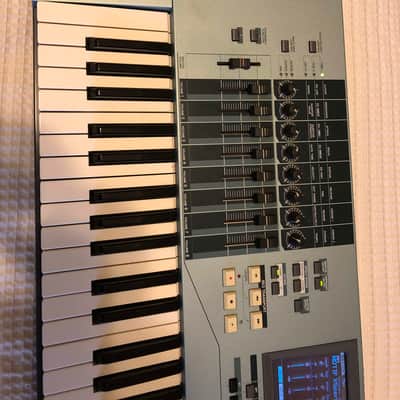 Yamaha Motif XS 7 Production Synthesizer 2000s - Gray image 6