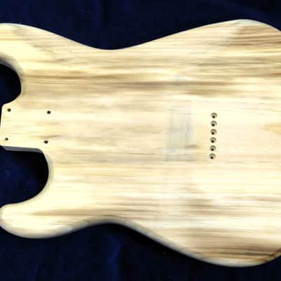 1 Piece 40 year Aged Pine Strat body Standard Hardtail 2lbs 15oz #3695  **IMPORTS INCLUDED image 6