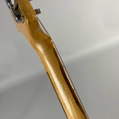 Fender Stratocaster 1974 - Gold - Refin Great player/ Great look, Deluxe G&G Black Tolex Fender hard case image 7