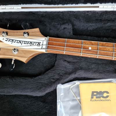 Rickenbacker 2025 - 4003S Bass inc Rickenbacker case. image 3