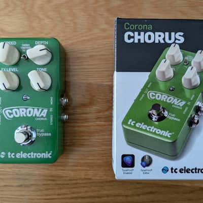TC Electronic Corona Chorus 2011 - Present - Green image 1