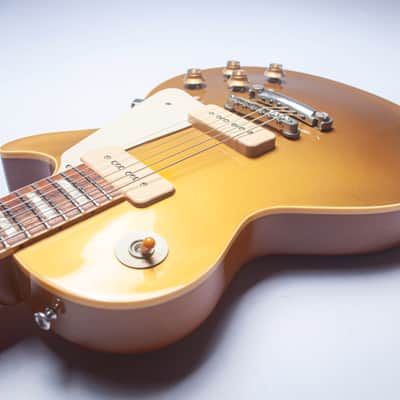 Gibson Custom Shop Les Paul Standard 1956 Reissue R6 2004 9 pounds 5 ounces - Gold top image 9