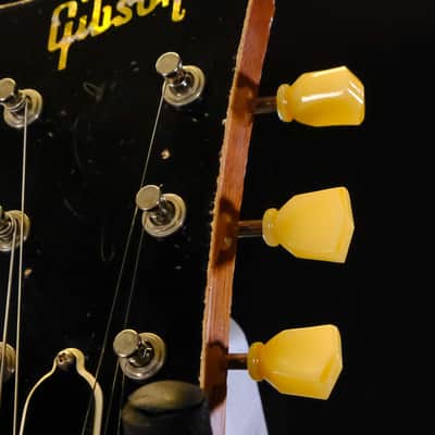 Mint Gibson Custom 1959 Les Paul Standard Reissue Electric Guitar - Murphy Lab Ultra Heavy Aged Lemon Burst image 13