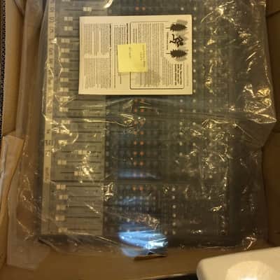 Mackie Onyx 24 Mixer image 7
