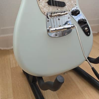 Fender American Performer Mustang with Rosewood Fretboard 2018 - Present - Satin Sonic Blue image 2
