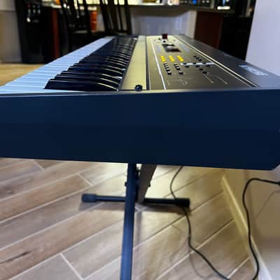 Ensoniq ESQ-1 Synthesizer with voice cartridge and original ESQ-1 Musicians Manual included image 6