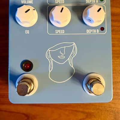 JHS Artificial Blonde Madison Cunningham Signature Vibrato 2022 - Present - Blue image 2