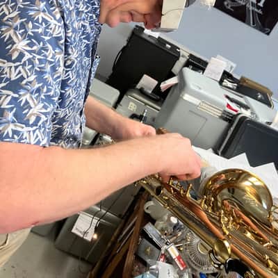 Vintage 1968 Selmer Mark Six/Mark VI Tenor Saxophone, 100% original French Lacquer, New Pads; with New Case, Mouthpiece image 2