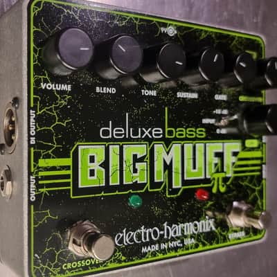 Electro-Harmonix Deluxe Bass Big Muff Pi Distortion / Sustainer 2012 - Present - Black / Green image 5