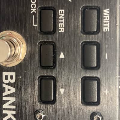 Boss ES-8 Effects Switching System 2015 - Present - Black image 15
