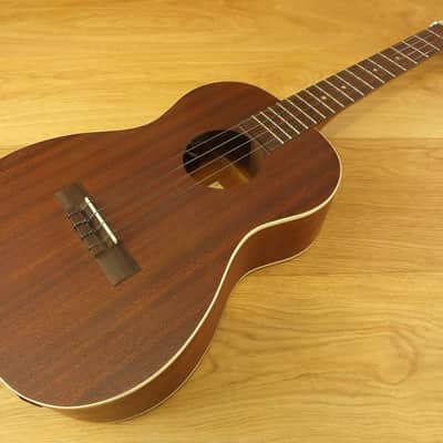 Kala KA-BE Bariton Ukulele image 3