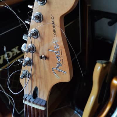 Fender Deluxe Series Toronado 1999 - 2006 - Black image 6