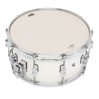 PDP Concept Maple 6.5x14 Snare Drum Pearlescent White Lacquer PDCM6514SSPW​ image 4