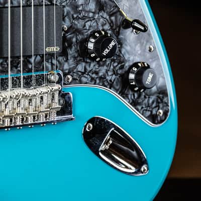 2022 Fender American Professional II Stratocaster miami blue image 8