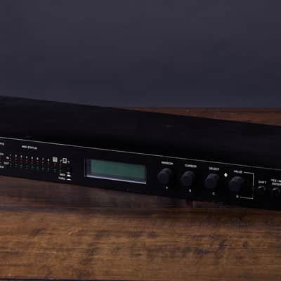 MOTU MIDI Timepiece II 8 in 8 out Mac serial midi interface w SMPTE excelent condition image 1