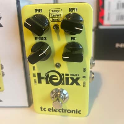 TC Electronic Helix Phaser 2015 - Present - Yellow image 1